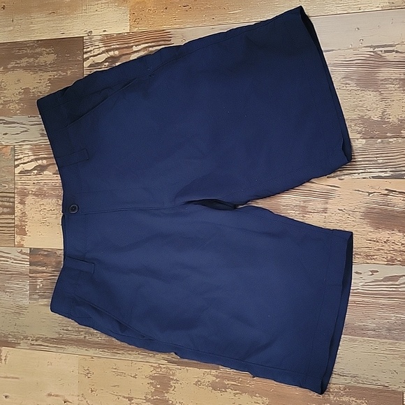 Under Armour Other - Under Armour Navy Blue Shorts Mens 32